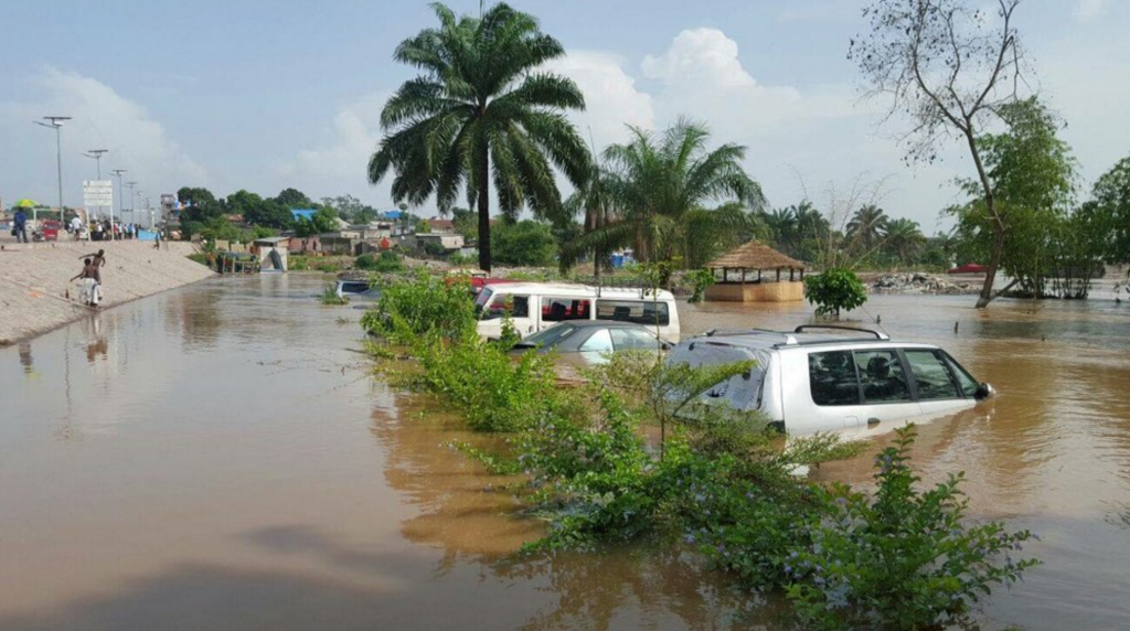 Inondations Kinshasa 2 @AfricaTopTweet